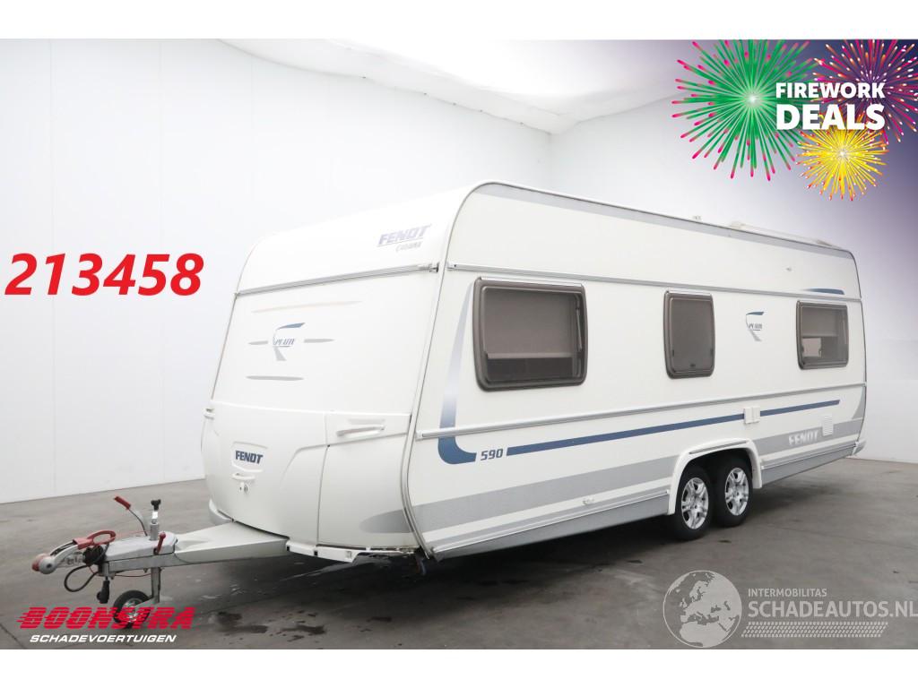 Fendt  Platin 590 Caravan Tandemasser Dwarsbed Rondzit Dakairco