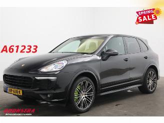 Damaged car Porsche Cayenne 3.0 S E-Hybrid Sport Design BiXenon Memory Leder SHZ AHK 2015/12