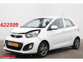 damaged passenger cars Kia Picanto 1.0 CVVT ISG Comfort Pack 5-DRS Airco 149.205 km! 2013/11
