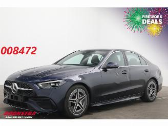 krockskadad bil auto Mercedes C-klasse 180 AMG 9G-Tronic LED ACC Apple/Android Camera SHZ 2023/11