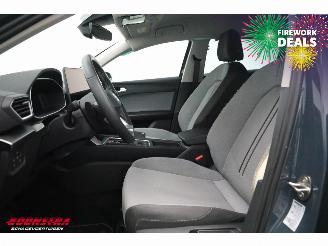 Seat Leon Sportstourer 1.5 eTSI Style Aut. LED ACC Navi Clima Camera 16.633 km! picture 14