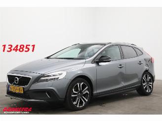Auto incidentate Volvo V-40 Cross Country 2.0 T3 Momentum LED Memory Leder Navi Camera SHZ PDC AHK 2017/5