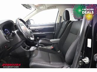 Mitsubishi Outlander 2.2 DI-D Intense Clima Cruise Camera Bluetooth AHK 184.136 km! picture 11