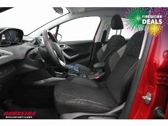 Peugeot 2008 1.2 PureTech Active Pano Navi Airco Cruise PDC 77.152 km! picture 15