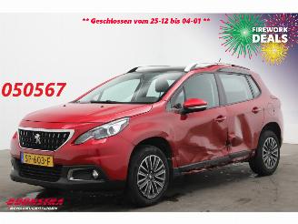 damaged passenger cars Peugeot 2008 1.2 PureTech Active Pano Navi Airco Cruise PDC 77.152 km! 2018/5