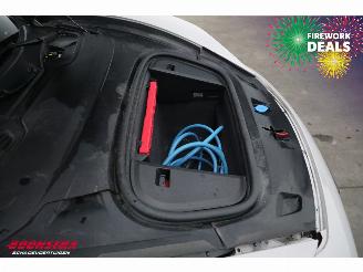 Porsche Taycan 4 93 kWh LED ACC Pano 360° Memory picture 10