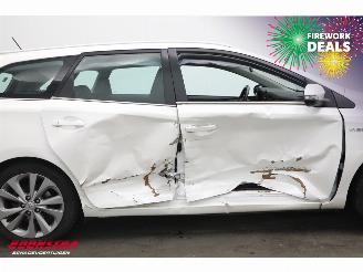 Toyota Auris Touring Sports 1.8 Hybrid Aspiration Clima Cruise Camera picture 6