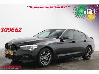 damaged passenger cars BMW 5-serie 530e iPerformance WASSER SportLine Schuifdak LED ACC SHZ PDC 2018/12