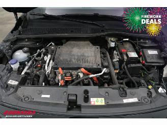 Opel Corsa-E Ultimate 50 kWh LED Pano Navi Clima Camera LRHZ SHZ PDC picture 8