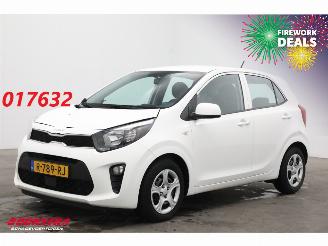 Vaurioauto  passenger cars Kia Picanto 1.0 DPi ComfortLine Airco Cruise Bluetooth 29.979 km! 2022/11