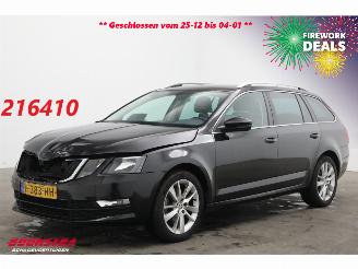 Voiture accidenté Skoda Octavia Combi 1.0 TSI DSG Ambition Navi Clima Cruise SHZ PDC AHK 2020/2
