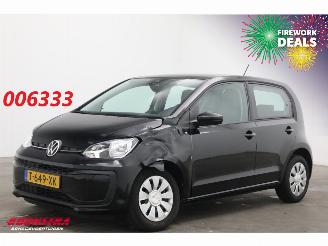 damaged passenger cars Volkswagen Up! 1.0 5-DRS Airco Bluetooth 59.636 km! 2023/9