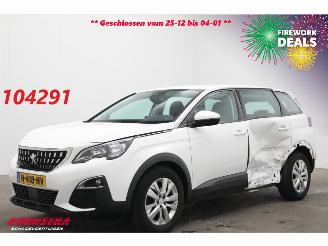 Voiture accidenté Peugeot 5008 1.2 PT Executive 7-Pers. Navi Clima Cruise Camera AHK 2020/3