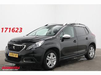 krockskadad bil auto Peugeot 2008 1.2 PureTech Aut. Signature Navi Airco Cruise PDC 59.303 km! 2019/9