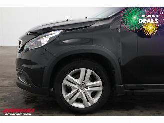 Peugeot 2008 1.2 PureTech Aut. Signature Navi Airco Cruise PDC 59.303 km! picture 12