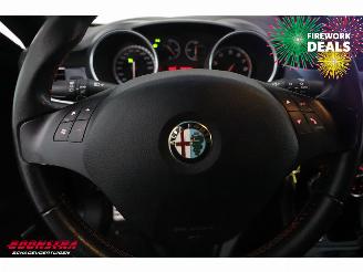 Alfa Romeo Giulietta 1.4 T Aut. 170 PK Progression Leder Clima Cruise SHZ PDC picture 14
