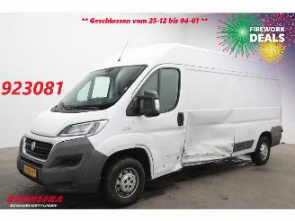 skadebil bedrijf Fiat Ducato 2.3 MultiJet L3-H2 Airco Bluetooth 2015/10