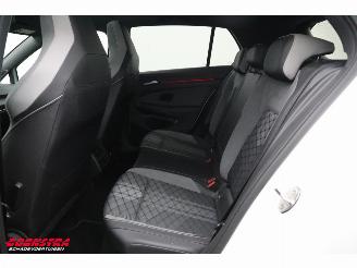 Volkswagen Golf 1.5 eTSI DSG R-Line Pano Matrix ACC LRHZ Camera SHZ picture 18