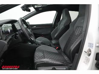 Volkswagen Golf 1.5 eTSI DSG R-Line Pano Matrix ACC LRHZ Camera SHZ picture 17