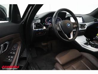 BMW 3-serie 320e Business Edition Plus LED Leder Navi Clima Cruise SHZ PDC picture 18