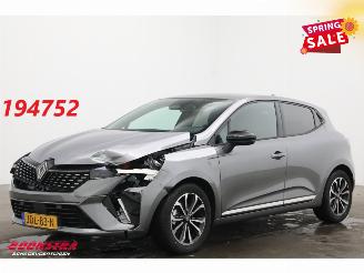 Unfallwagen Renault Clio 1.6 E-Tech Full Hybrid 145 techno LED Navi Clima Cruise Camera 3.962 km! 2025/9