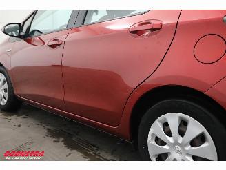 Toyota Yaris 1.5 Full Hybrid Aspiration Navi Clima Cruise AHK 163.773 km! picture 5