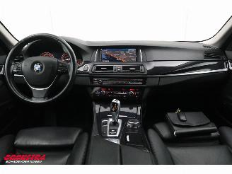BMW 5-serie Touring 520i Aut. High Executive Xenon Leder Memory Navi Clima Cruise SHZ 145.935 km! picture 12