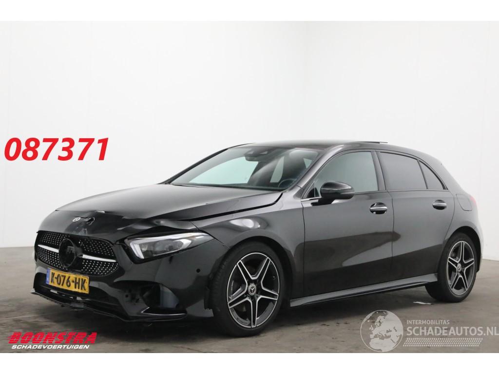 Mercedes A-klasse 180 7G-Tronic AMG Pano LED Memory Camera SHZ PDC 44.549 km!