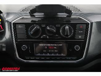 Volkswagen Up! 1.0 5-DRS Airco Bluetooth picture 8