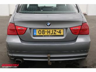 BMW 3-serie 318i Business Line Leder Navi Clima Cruise AHK picture 8