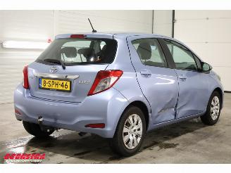 Toyota Yaris 1.3 VVT-i Aspiration Bluetooth Airco Cruise Camera AHK 69.230 km! picture 3