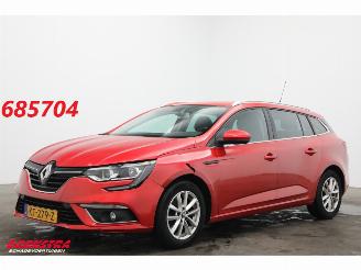 krockskadad bil auto Renault Mégane Grandtour Estate 1.5 dCi Eco2 Zen Navi Clima Cruise PDC AHK 2016/12
