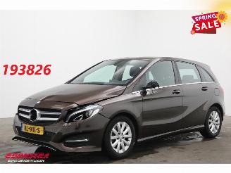 Auto incidentate Mercedes B-klasse 180 7G-Tronic Ambition LED Navi Airco Cruise PDC AHK 117.853 km! 2017/3
