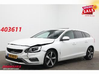 Volvo V-60 2.0 T4 Aut. R-Design Schuifdak Leder Navi Clima Cruise Camera SHZ PDC AHK picture 1