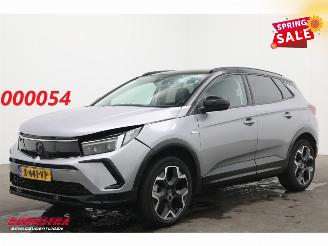 Schadeauto Opel Grandland 1.6 Turbo Plug-In Hybrid GS LED ACC Apple/Android LRHZ AHK 2024/2