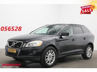Unfallwagen Volvo Xc-60 2.4D Momentum Leder Navi Clima Cruise PDC AHK 2009/6