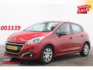 Schadeauto Peugeot 208 1.2 PureTech Blue Lion 5-DRS Navi Airco Cruise Bluetooth PDC 2018/1