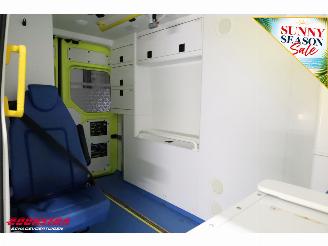 Volkswagen Crafter 2.0 TDI 175 PK DSG Ambulance RTW Lucht 2X Schuifdeur LED Leder Airco Cruise PDC picture 8
