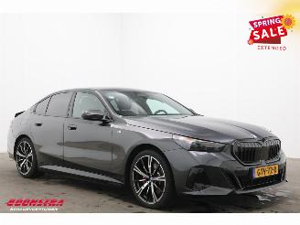 BMW 5-serie 530e M-Sport Pro Leder ACC H/K Camera SHZ picture 2