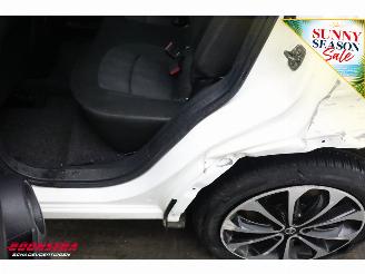 Nissan Qashqai 1.6 Connect Edition Pano 360° Navi Clima Cruise AHK 112.559 km! picture 15