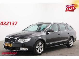 voitures voitures particulières Skoda Superb Combi 1.6 TDI Greenline Ambition Memory Xenon Navi Cruise SHZ PDC 2012/12