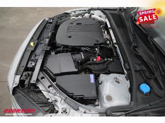 Volvo V-60 2.0 B3 Momentum Advantage LED ACC Leder Apple/Android LRHZ AHK picture 10