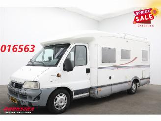 Vaurioauto  passenger cars Chausson  Allegro 2.8 JTD Solar Dakairco Frans Bed Oven 2002/5
