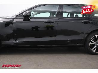 Volvo V-60 B4 Core LED ACC Leder Apple/Android Camera LRHZ SHZ 2.234 km! picture 6