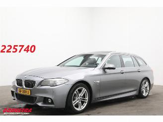 Voiture accidenté BMW 5-serie Touring 520i Aut. M-Sport Pano Leder Memory SHZ Orig. NL 151.381 km! 2015/4