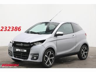 Schade brommobiel Aixam  E Coupe Elektrisch Premium Moped Leder Bluetooth Camera 2021/11