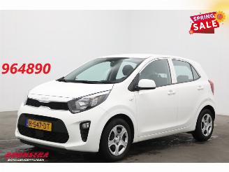 Gebrauchtwagen PKW Kia Picanto 1.0 DPi ComfortLine Bluetooth Airco Cruise 2022/8