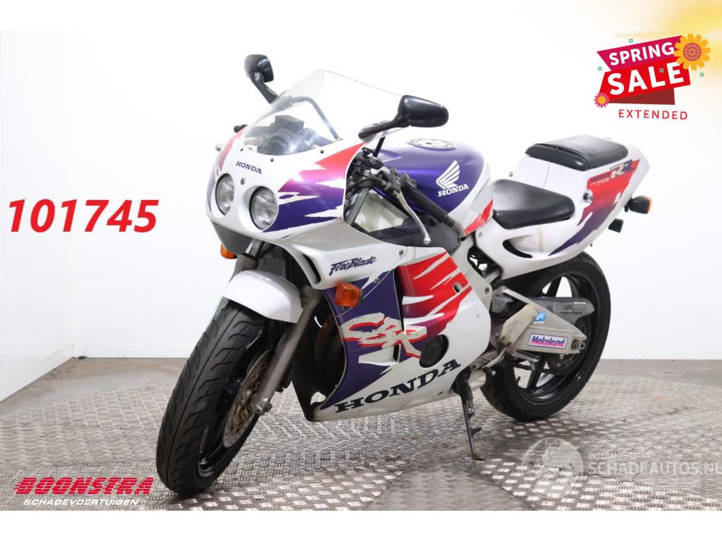 Honda  CBR250 RR MC22