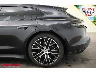 Porsche Taycan 89 kWh LED ACC Sport Chrono Bose Camera SHZ picture 5