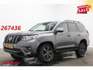 skadebil bedrijf Toyota Landcruiser 2.8 D-4D-F Challenger Blind Van Leder Navi Cruise Camera SHZ Ventilatie AHK 2022/9